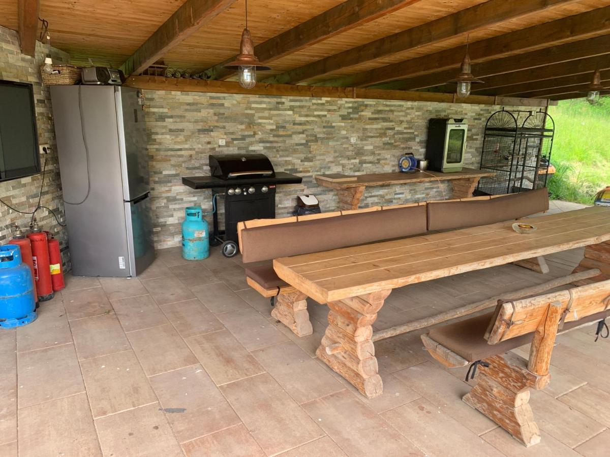 Apartman S Bazenem A Saunou Kadaň Exterior foto